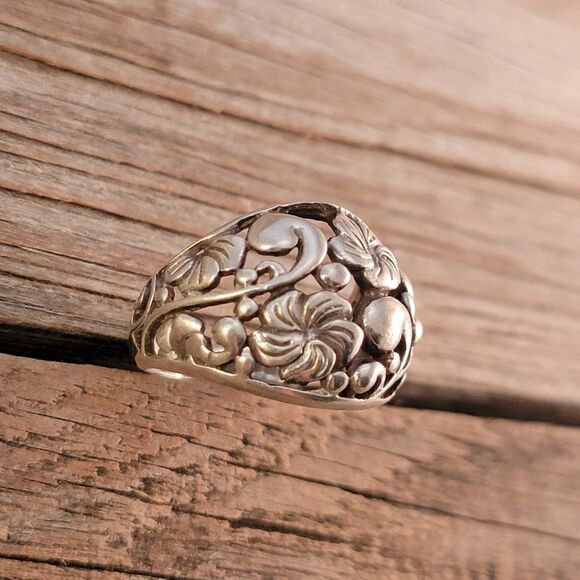 Sterling Open Flourish Flower Openwork Ring - Picture 4 of 9
